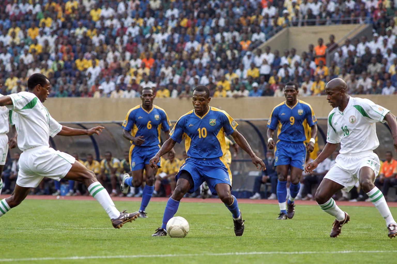 Rwanda making its historic 2004 AFCON run before passionate African supporters